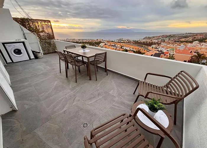 Paulmarie Ocean View Colina Blanca Apartment