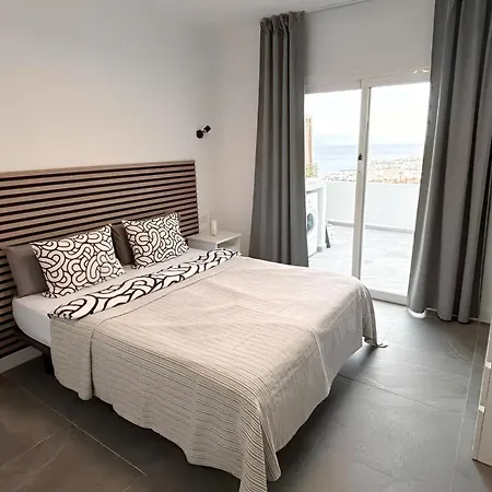 Paulmarie Ocean View Colina Blanca